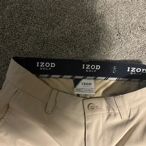 IZOD Golf Pants-Khaki. Men's 29 X 30 - Picture 2 of 4